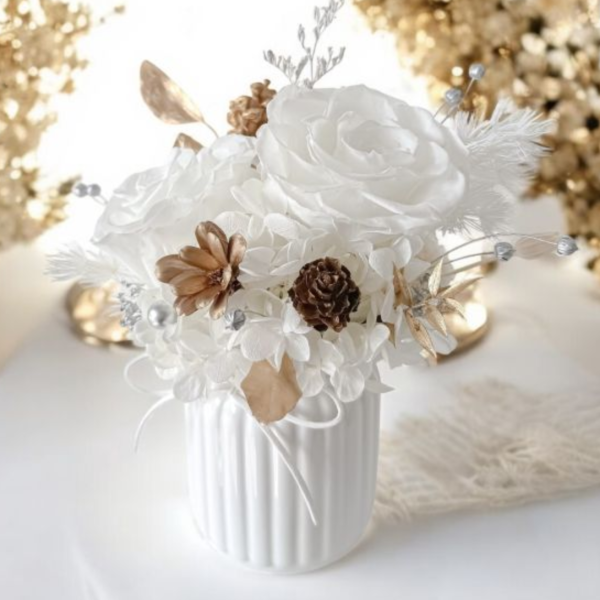 【Floral M】米蘭白金聖殿永生花禮 米蘭白金聖殿永生花,永生花禮盒,白金永生花,奢華永生花,高級永生花禮,聖誕花禮,情人節永生花,周年紀念花禮,婚禮祝賀花禮,生日永生花禮物,開幕永生花禮,升遷祝賀花藝,交換禮物花禮