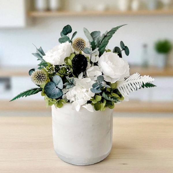 【Floral M】北歐艾拉綠野森林永生花禮 永生花,永生花禮盒,北歐風花藝,森林系花禮,綠色系花束,文青風花禮,療癒系居家佈置,自然風桌花擺設,北歐花藝,森林風擺設,情人節花禮推薦,生日花禮推薦,母親節花束禮盒,聖誕節桌花禮物,喬遷送禮,質感花禮,浪漫節日送禮,表達心意花禮