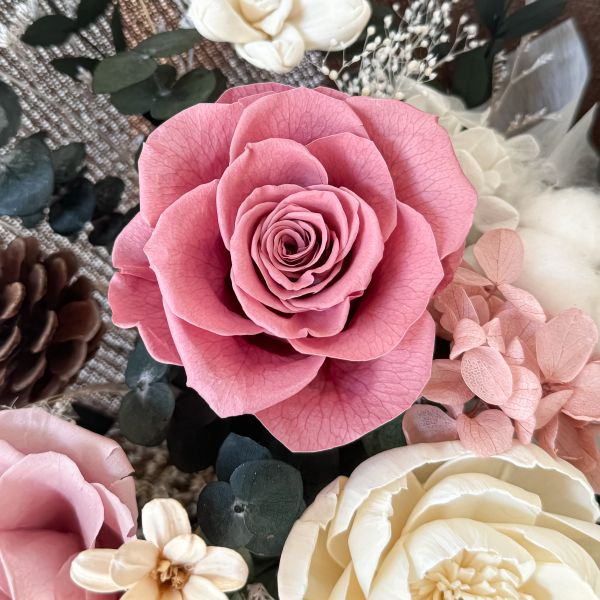 【Floral M】可可布朗尼永生花束（贈送5ml香氛油） 永生花束,可可色永生花,棕色系花束,高級花束,情人節花束,生日花束推薦,乾燥花束,送女友禮物,溫柔色系花束,秋冬花束,棕白色花束,520 告白花束,週年紀念花禮