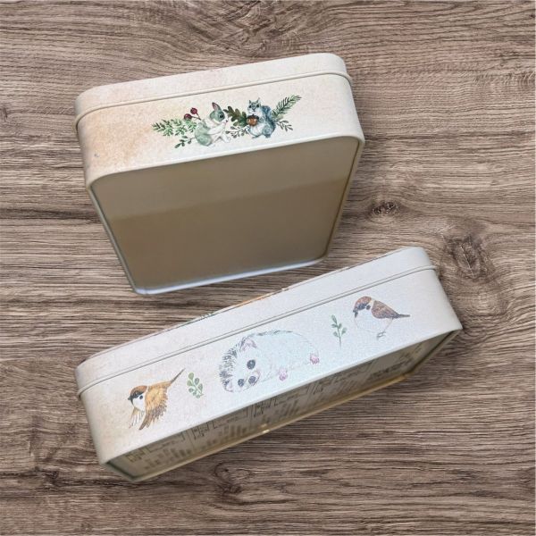 【插畫聯名款】 （聖誕節） 英格藍貓 The Brit Blue Kitten-Ingrid 曲奇餅,蝴蝶酥,蝴蝶餅,甜點,手工餅乾,彌月,喜餅,伴手禮,團購,jenny bakery,無蛋餅乾,鐵盒餅乾,客製化喜餅,似顏繪鐵盒