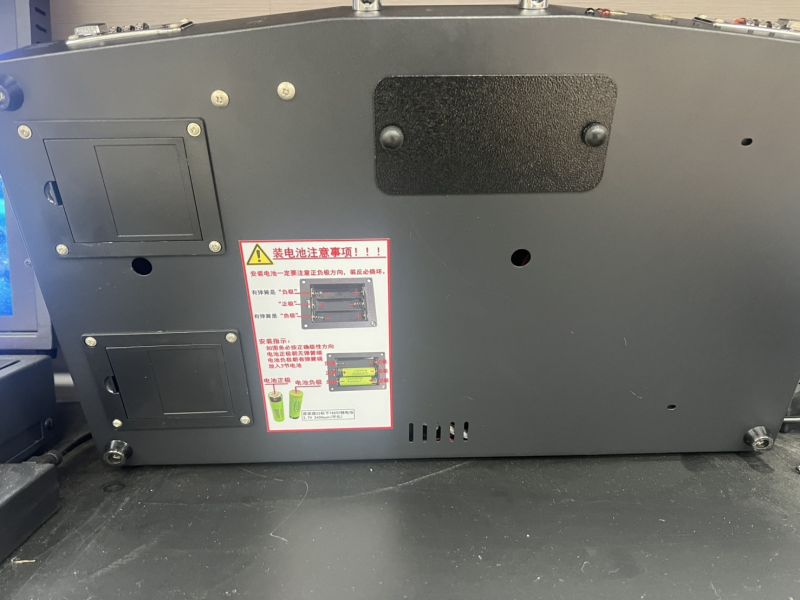 里歐街機 二手商品出清  18.5吋3DWPRO單人手提箱 可充電 原價10800 