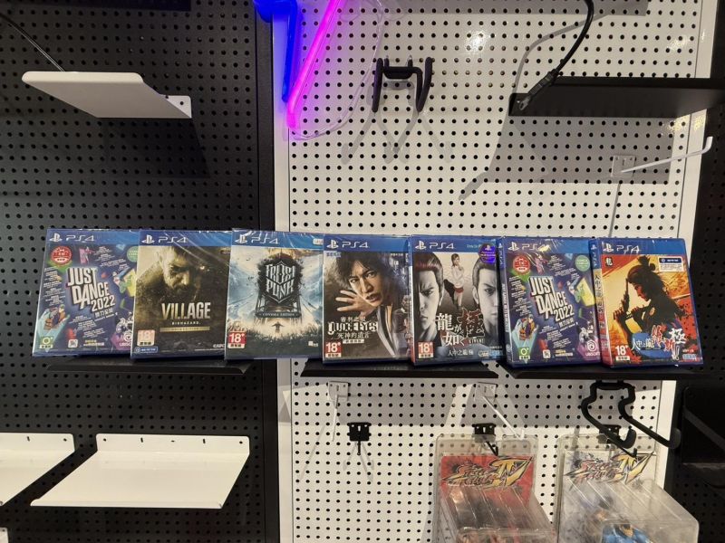 里歐街機 台北三重門市 出清PS4全新片 