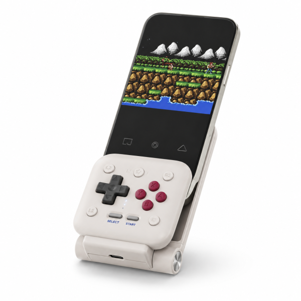 8BitDo 八位堂 FlipPad 翻蓋寶遊戲手把 新款手機豎向夾 蘋果安卓掌上復古掌機 團購經典灰 8BitDo FlipPad, 8BitDo 翻蓋寶, 八位堂 FlipPad, 八位堂翻蓋寶, 手機手柄, 手機遊戲手柄, 直向手機手柄, 手機直向夾, 復古風手柄, 翻蓋式手柄, 即插即玩手柄, 物理按鍵手柄, 輕巧便攜手柄, 手機控制器, Android 手機手柄, iPhone 手機手柄, 外出便攜手把, Jeff Select, 姊夫嚴選科技好物