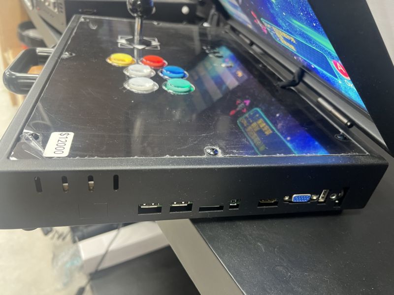 里歐街機 二手商品出清  19吋3DWPRO單人手提箱 可充電 原價12000 