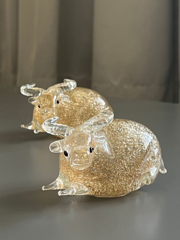 土系財氣圓滿金粉牛 