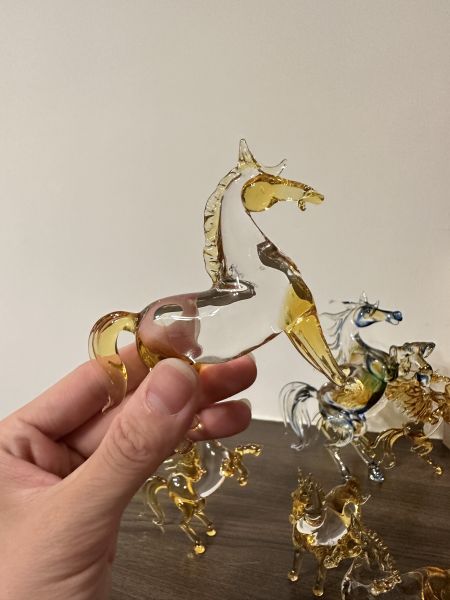 尊貴金馬 