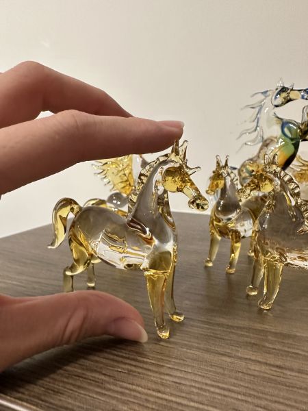 尊貴金馬 