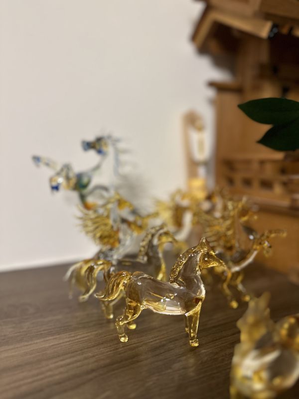 尊貴金馬 