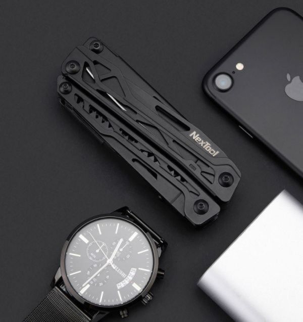 贈品｜NexTool【騎士EDC多功能刀】+ NexTool【黑騎士工具鉗】 ott,ottg,otter,otttaiwan,ottgear,NexTool,nextool,EDC,多功能工具,送禮物,戶外露營,隨手工具,多功能,十字起子,指甲銼刀,主刀,剪刀,玻璃擊破器,開瓶器,開罐器,一字起子,穿繩孔,皮革穿刺刀