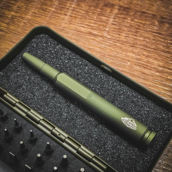 新手推薦｜OTT x Gun Power Tool【精密起子組 子彈外型超級帥】 現貨,限量,工具組,精密起子,OTT,Gun Power Tool,起子,起子頭,陶瓷烤漆,戰術風格,ott聯名,gunpowertoolOTT聯名,Gun Power Tool,精密起子組,限量工具,戰術風格,陶瓷烤漆,工具收藏,高品質起子,戶外裝備,多功能工具,EDC工具,軍規裝備,工具組合,精密工具,限定商品