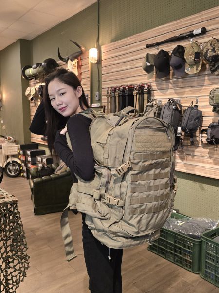 現貨｜OTT【美軍公發 LBT-PARACHUTIST DROP BAG 傘兵突擊背包】 OTT,OTTGear,二手軍品,美軍公發,美軍公發傘兵包,LBT 傘兵背包,原裝軍品,戰術背包推薦 台灣,空降部隊 背包 購買,LBT Drop Bag 美軍背包,特戰部隊用包 原廠正品,軍用 MOLLE 系統背包