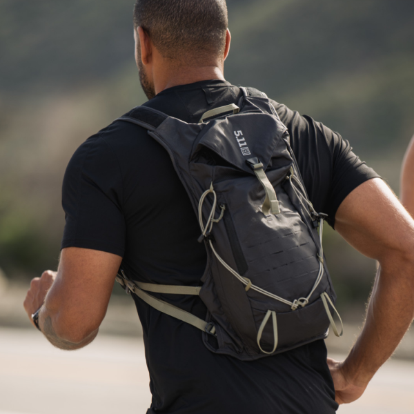 整修清倉50% OFF｜5.11【CLOUDSTRYKE PACK 輕量越野背包 10L】#56843 5.11,5.11背包,5.11越野背包,5.11輕量背包,5.11通勤包,CLOUDSTRYKE PACK,越野跑背包,登山背包,城市通勤背包,輕量機能包