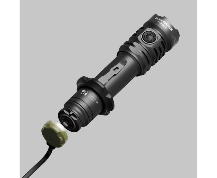 新品現貨｜ARMYTEK【DOBERMANN V2 PRO MAX 戰術強光手電筒】 Armytek, Dobermann Pro Max, 戰術手電筒, 3000流明, 460公尺射程, 磁吸USB充電, IP68防水, 軍警手電, 民防手電, 戶外照明