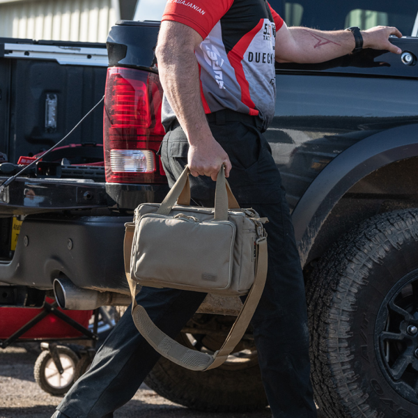 整修清倉50% OFF｜5.11【RANGE QUALIFIER BAG 二合一靶場訓練包】#56947 5.11,5.11 靶場包,射擊包,手槍收納包,靶場訓練包,射擊裝備包,Range Bag,靶場包,靶場裝備袋,射擊訓練包,射擊裝備袋,靶場裝備包,戰術包,射擊配件包