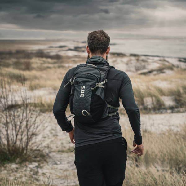 現貨｜5.11【CLOUDSTRYKE PACK 輕量越野背包 18L】#56844 5.11,5.11背包,5.11越野背包,5.11登山背包,輕量登山包,輕量健行包,5.11通勤背包,越野背包,登山背包,通勤背包,健行背包,5.11 CLOUDSTRYKE