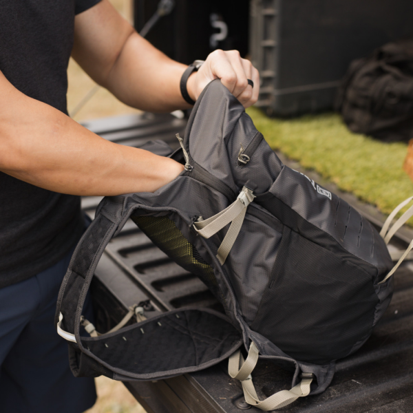 整修清倉50% OFF｜5.11【CLOUDSTRYKE PACK 輕量越野背包 18L】#56844 5.11,5.11背包,5.11越野背包,5.11登山背包,輕量登山包,輕量健行包,5.11通勤背包,越野背包,登山背包,通勤背包,健行背包,5.11 CLOUDSTRYKE