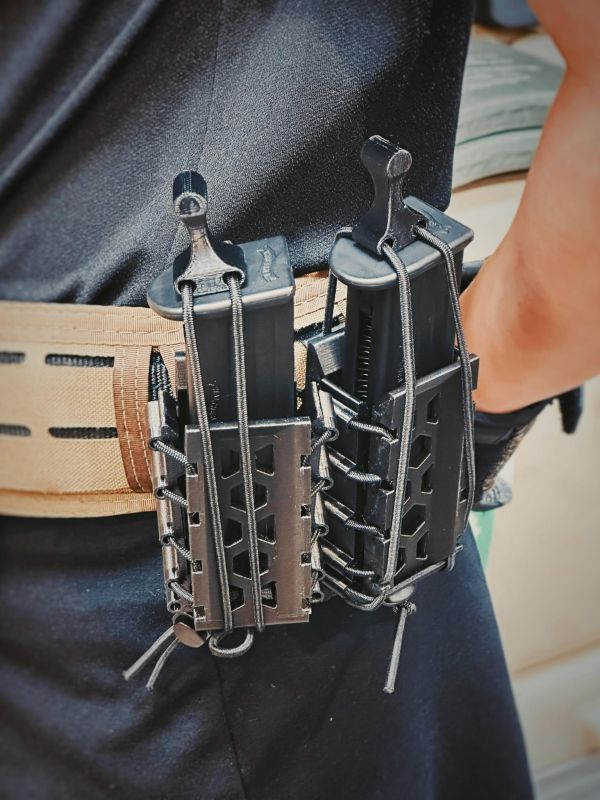 現貨｜OTT TACMED【防脫落手槍硬殼彈匣袋 】#9121689190052 腰帶,腰封,MOLLE,勤務腰帶,勤務腰封,勤務裝備,戰術腰帶,戰術腰封,戰術裝備