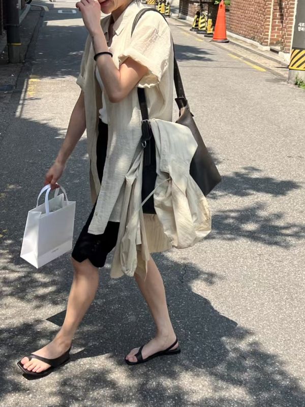 短袖長款襯衫 韓流行女裝,設計師女裝,女裝,襯衫,棉織,無袖襯衫,單品,無袖上衣,棉質上衣,中性,極簡,廂型,歐美