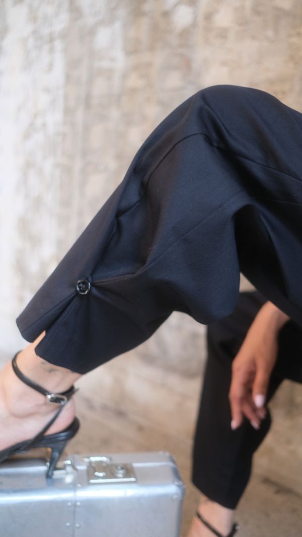棉質錐形褲 韓流行女裝,設計師女裝,女裝,長褲,九分褲,夏季,錐形褲,鐮刀褲,寬鬆,休閒,蘿蔔褲,線條,兩用,實用,變化,老爺褲
