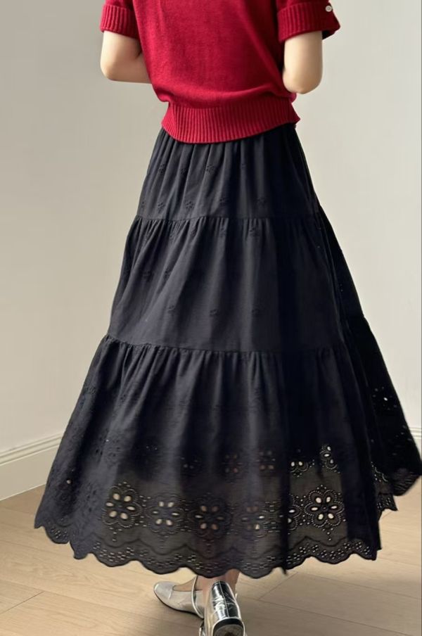 刺繡蕾絲蛋糕裙 韓流行女裝,日系女裝,女裝,寬鬆感,棉質,大人系,女人味,春夏長裙,蕾絲拼接,蛋糕裙,刺繡裙,白色長裙,蕾絲長裙,白色長裙,清爽感