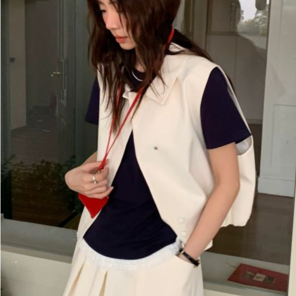 赫本翻領背心 韓流行女裝,設計師女裝,女裝,闊形上衣,白背心,春夏,繭型,經典,都會,單品,背心,赫本,復古,小香風,優雅
