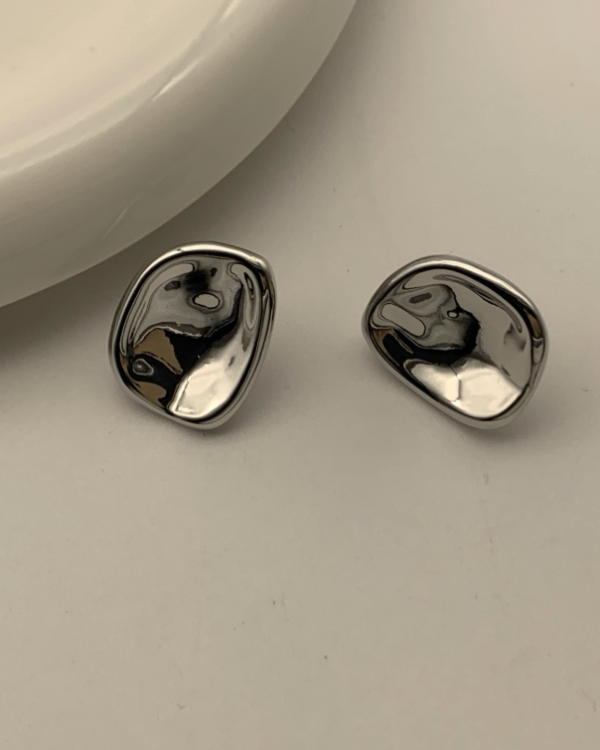 融磚造型耳環 流行飾品,上班族, 融化,合金飾品,飾品,極簡風,時尚,磚塊,飾品,耳環,銀色耳環