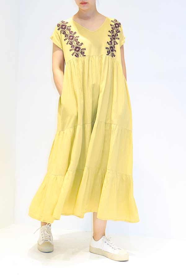刺繡蛋糕洋裝 日韓流行女裝,洋裝,棉麻洋裝,蓋袖洋裝,連衣裙,歐美流行,蛋糕裙,無袖洋裝,印度風,刺繡,渡假,休閒,可愛,寬鬆