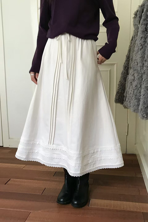 厚棉花邊Ａ襬裙 日系女裝,韓流行女裝,小Ａ裙,棉裙,磨毛,蕾絲裙,冬裙,厚棉,中長裙,文青,文藝,休閒