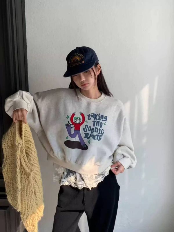 內磨毛短版童趣Ｔ 日系,韓流行女裝,保暖上衣,梭織,厚磨毛,大學Ｔ,卡通,實用,基本款,中性,休閒風,