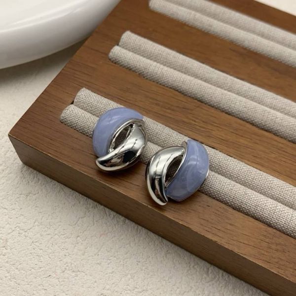 雙弧精緻耳環 流行飾品,上班族, 珐瑯,合金飾品,飾品,藍色耳環,綠色耳環,花瓣,飾品,耳環,金色耳環