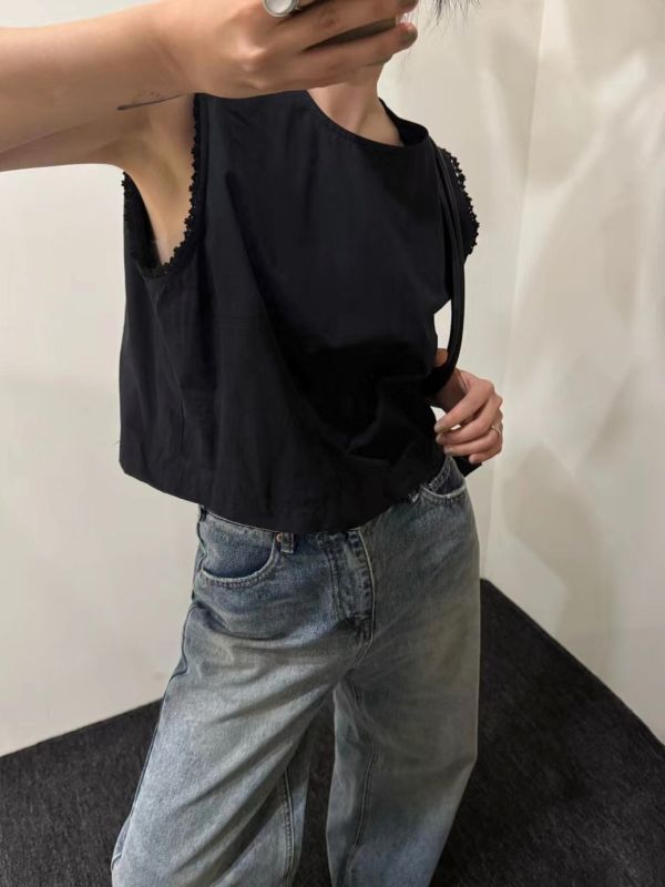 飾邊無袖洋裝 韓流行女裝,設計師女裝,女裝,洋裝,休閒洋裝,夏季洋裝,單品,洋裝,腰身,不易皺素材,經典色,腰身,無袖洋裝