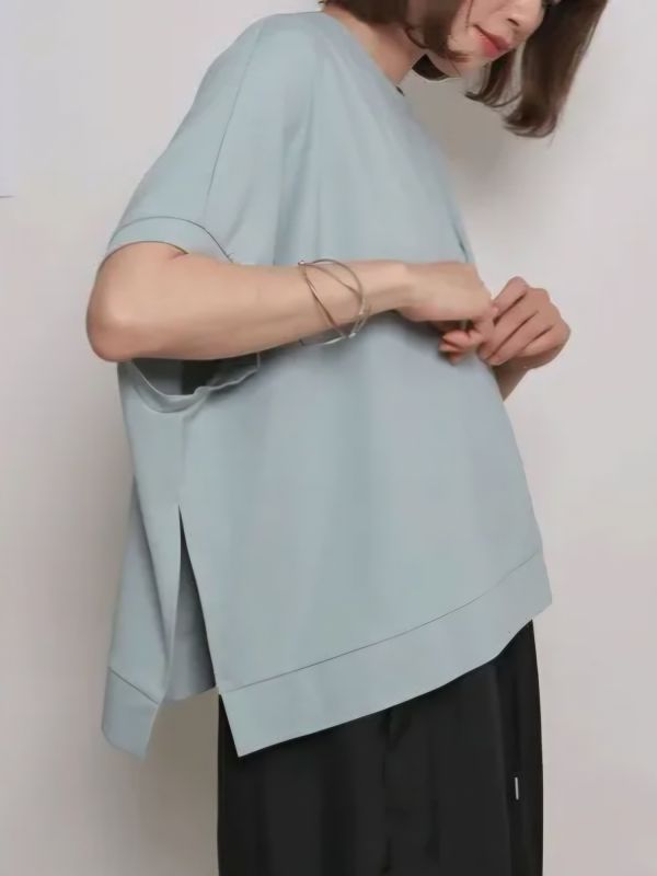 不規則寬襬上衣 韓流行女裝,設計師女裝,女裝,短上衣,休閒上衣,挺棉,單品,造型,不對稱,不規則,明亮色,