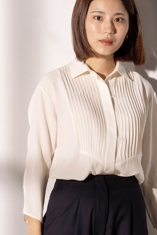 細立褶軟襯衫 日韓系,流行女裝,襯衫,設計師品牌,薄襯衫,高級感,rib,質感,精緻,七分袖,細立褶,雪紡,米色