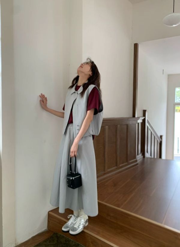 膝下散褶裙 韓流行女裝,設計師女裝,女裝,基本裙,春夏,過膝裙,經典,都會,單品,白裙,Ａ字裙,及膝裙,小香風,優雅
