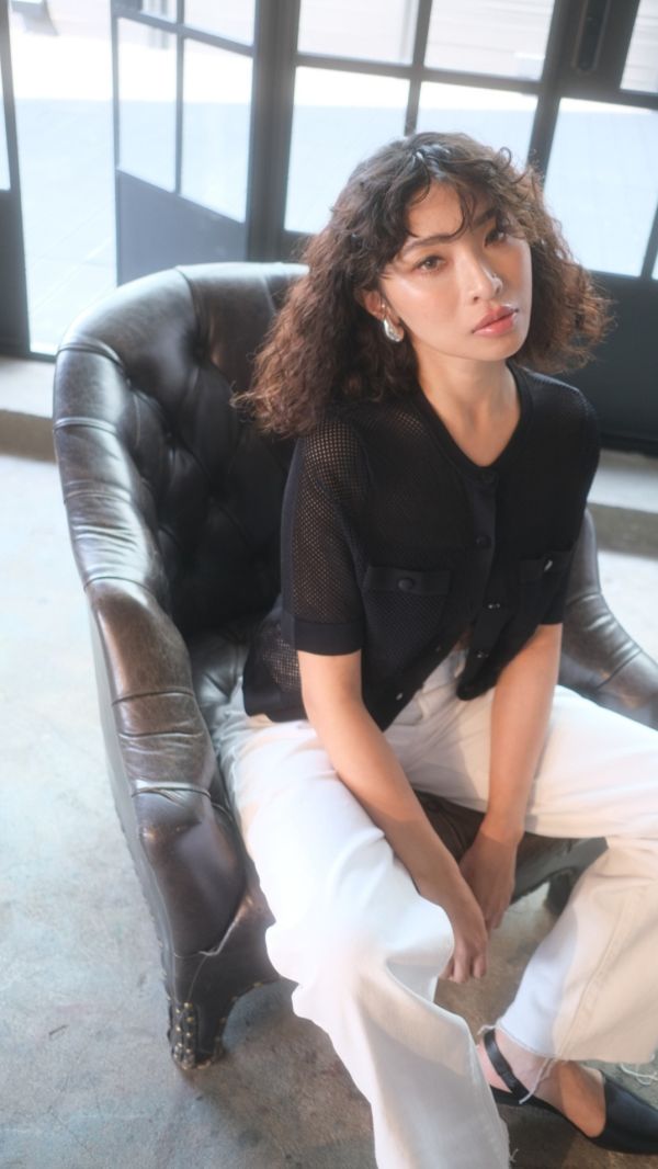 雙口袋圓領線衫 韓流行女裝,設計師女裝,女裝,肩章,短版,夏季,針織開衫,金釦子,線衫,針織,短袖開衫,正式,休閒,針織上衣,紅色