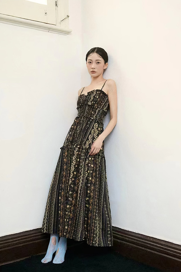 印花吊帶洋裝 日韓系,韓流行女裝,純棉,洋裝,碎花洋裝,吊帶洋裝,全長,印花,長洋裝,渡假風,