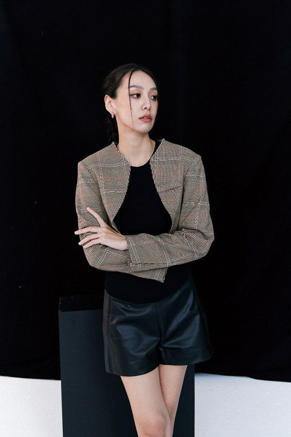 格紋西裝外套 韓流,流行女裝,西裝,老花,秋冬,格紋,復古,上班族,西裝外套,兩件式,組合,解構,時尚