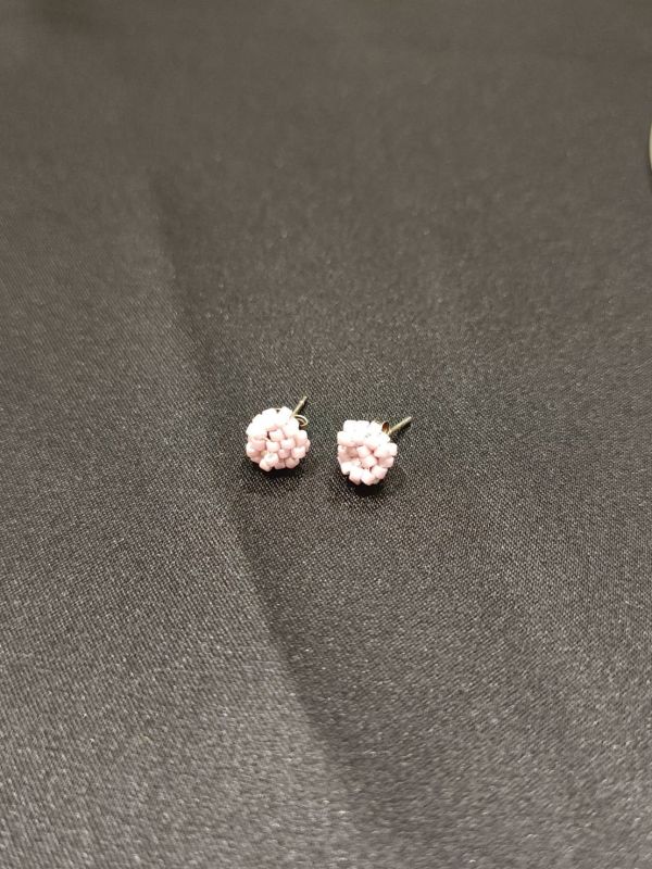 小不點編織耳環 流行飾品,上班族, 手作飾品,耳環,飾品,小耳環,單顆,彩色,編織飾品,玻璃飾品