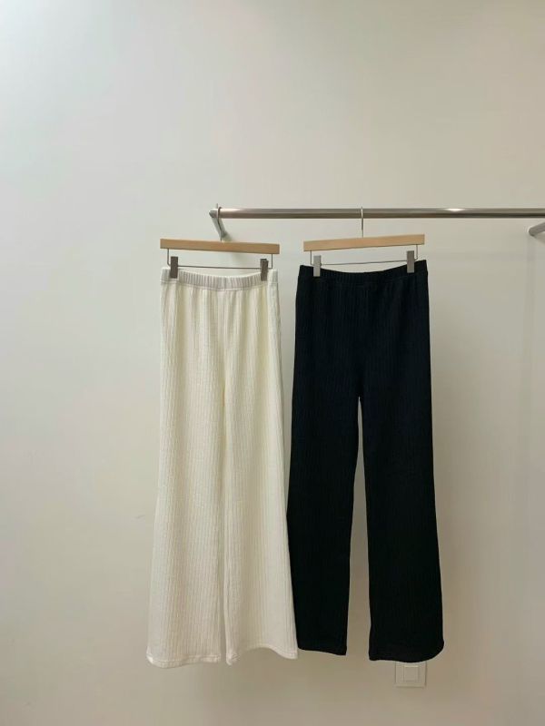 羅紋彈性靴型褲 日韓女裝,流行女裝,裙褲,全長,舒適,個性風,時尚,靴型褲,內搭褲,馬甲,羅紋褲,現代,套裝