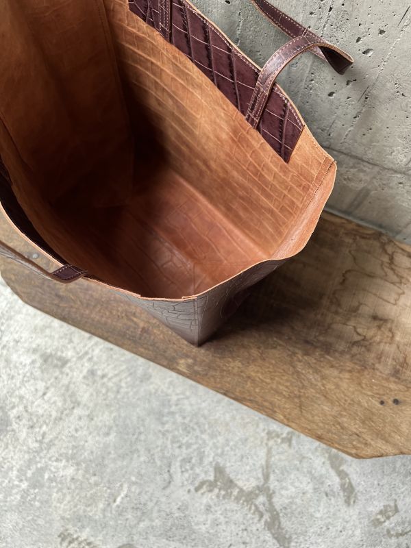 超大真牛皮紙袋-咖啡鱷魚 