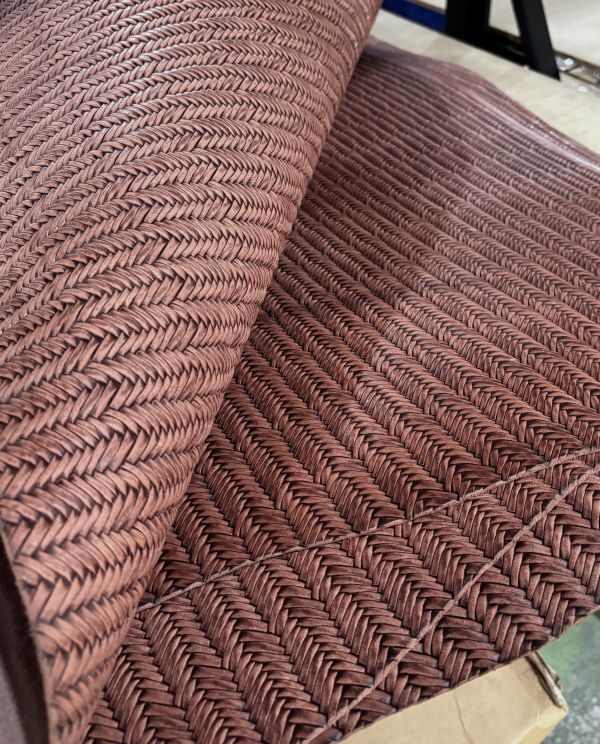 咖啡（DARK BROWN）- 義大利GIUNCO植鞣牛皮 