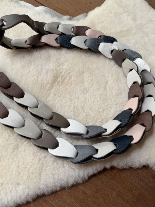 我愛。背帶-官網限定彩色4-薄霧裡的櫻花 