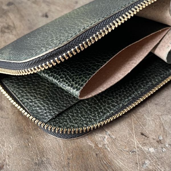 多夾層L形拉鍊短夾-麋鹿墨綠 