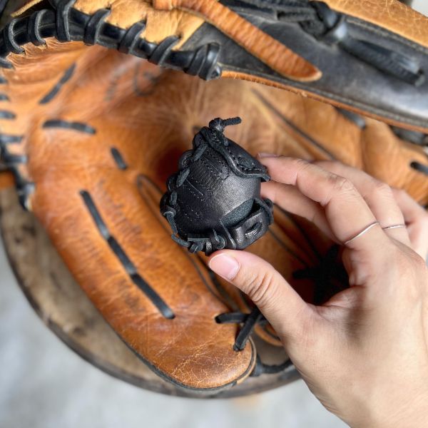 迷你棒球手套-黑色 