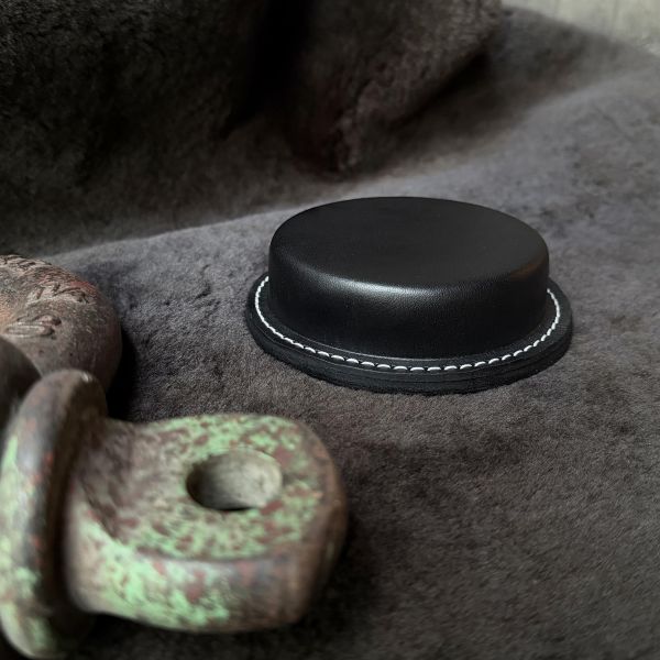 皮革紙鎮-沈穩黑 