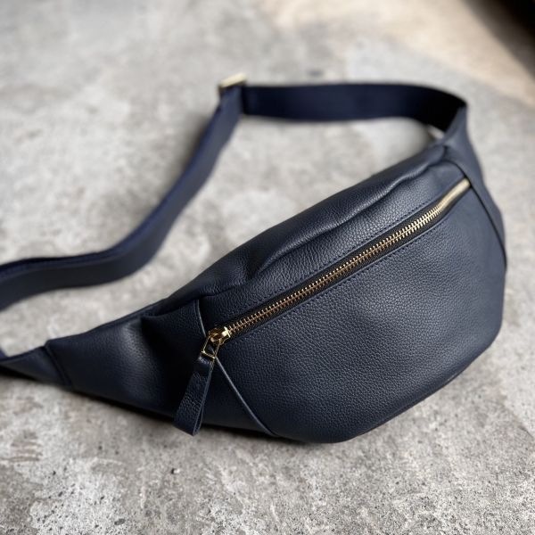 胸包-海軍藍荔枝 