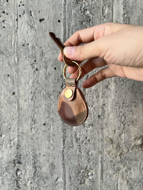 迷彩AirTag磁扣皮套-沙漠灰 