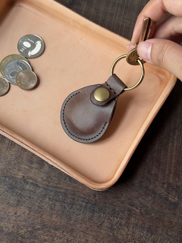 AirTag磁扣皮套-咖啡色 