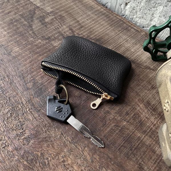鹿皮拉鍊鑰匙包-黑 