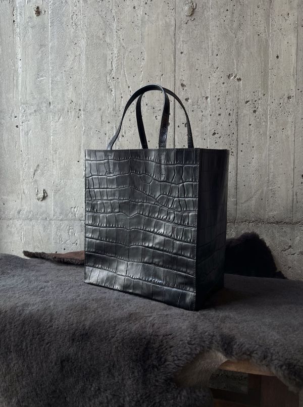 變胖又變高的真牛皮紙袋-黑鱷魚 